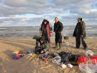 В очереди за нарезкой.