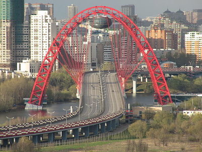 500px-Zhivopisny_Bridge_from_Krylatsky_Hills_2.jpg