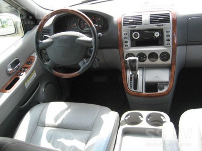 kia-carnival-1.jpg